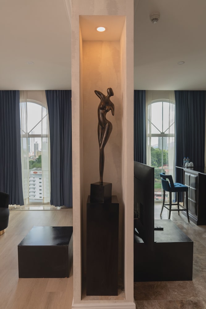 Two Bedroom Suite photo 3