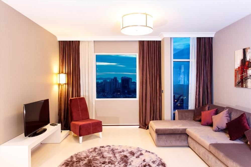 Deluxe Suite photo 1