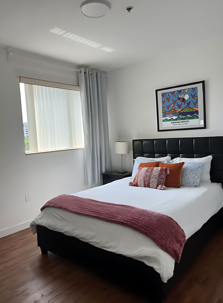 Lovely 1 Bedroom Coral Way Apartment photo 3