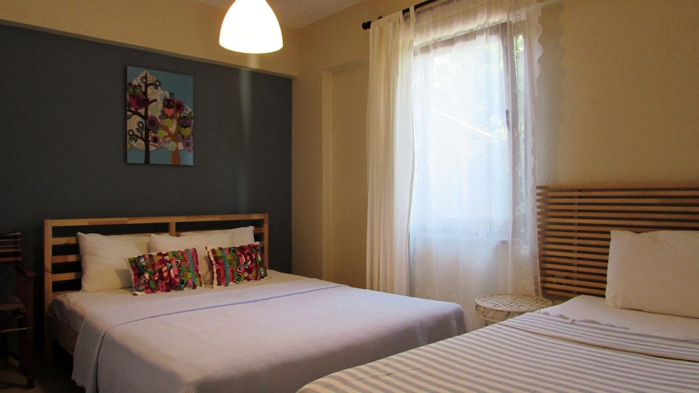Standard Triple Room photo 2