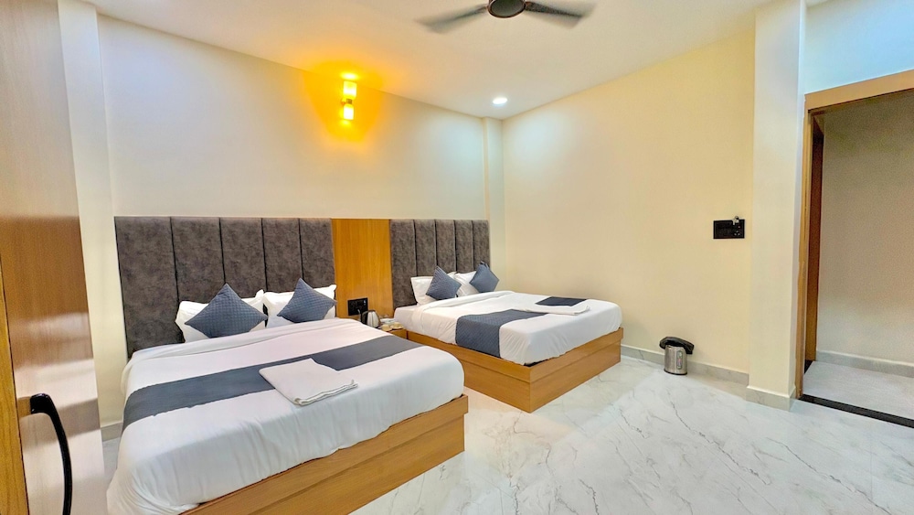Deluxe Quadruple Room