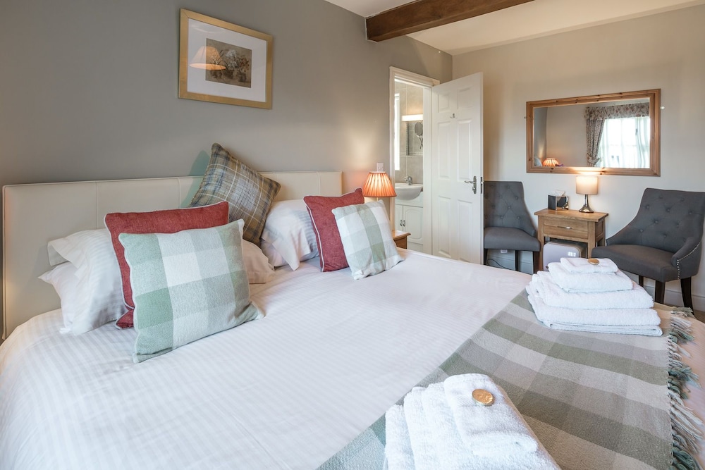 Standard Double or Twin Room, Ensuite, Ground Floor