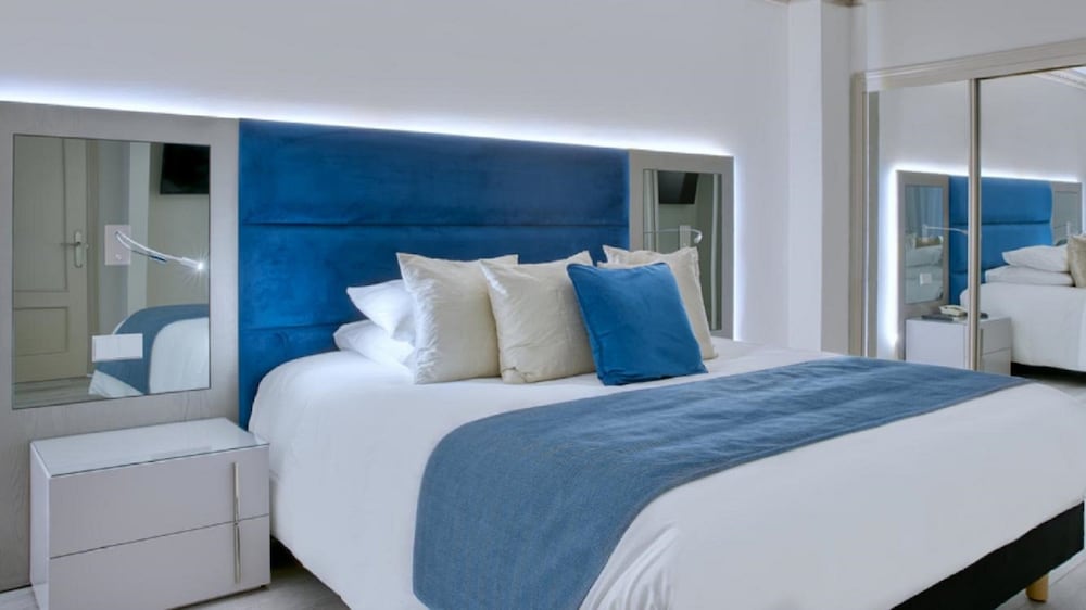 Grand Suite, 1 Bedroom, Balcony, Sea View photo 3