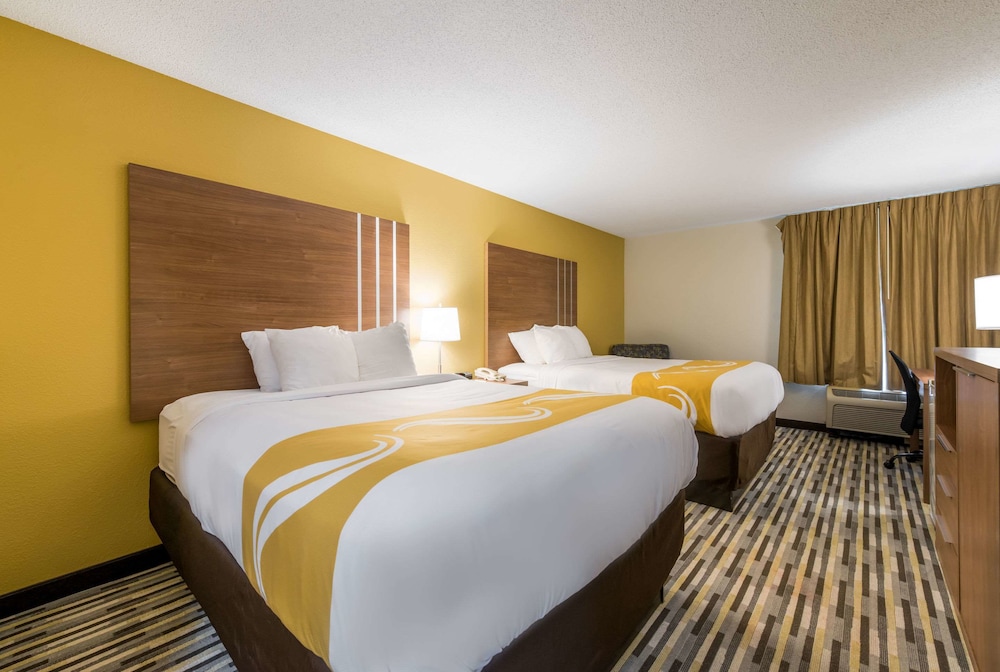 Standard Room, 2 Queen Beds, Non Smoking - Photo 1