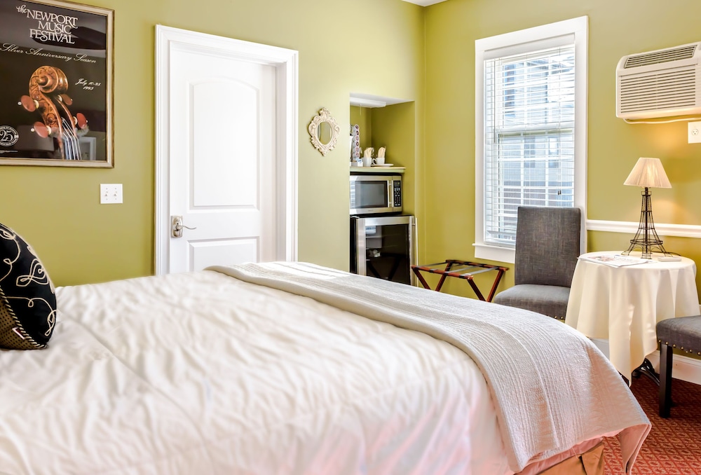 Room photo 2