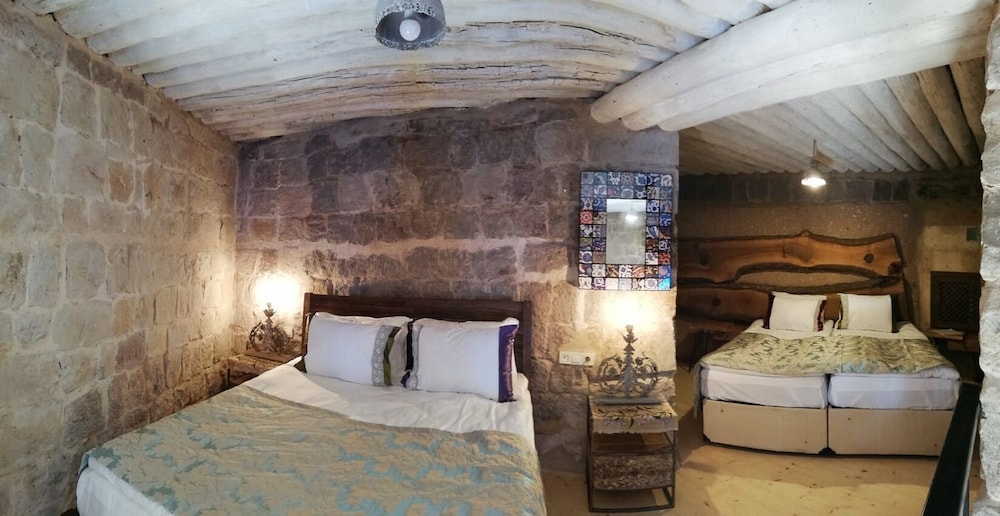 Family Quadruple Room photo 1