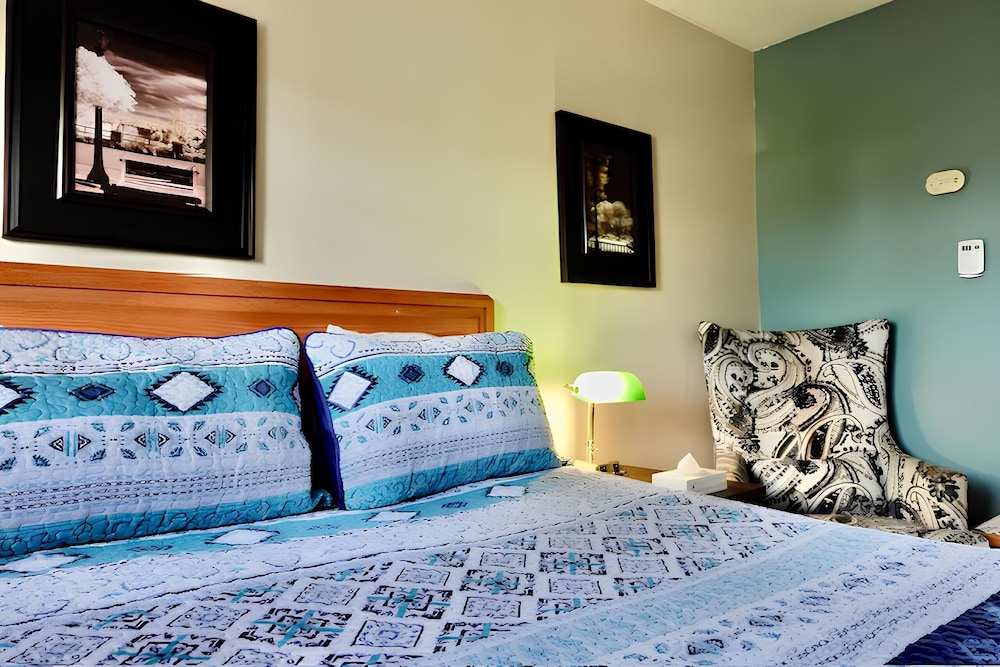 Comfort Double Room, Ensuite (Queen Room)