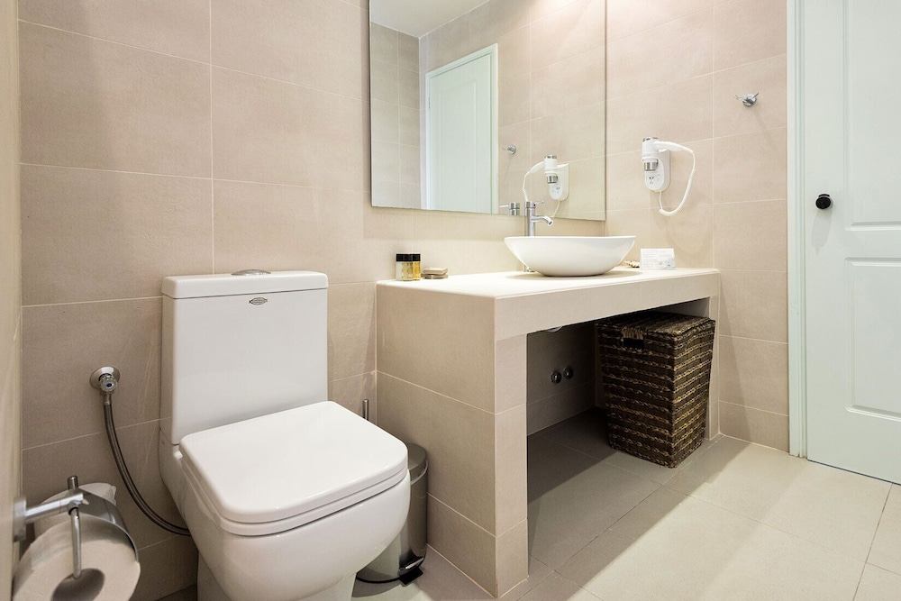 Standard Room, Partial Sea View - Photo 21