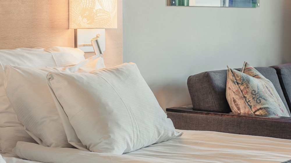 Standard Room, 1 King Bed with Sofa bed, Non Smoking