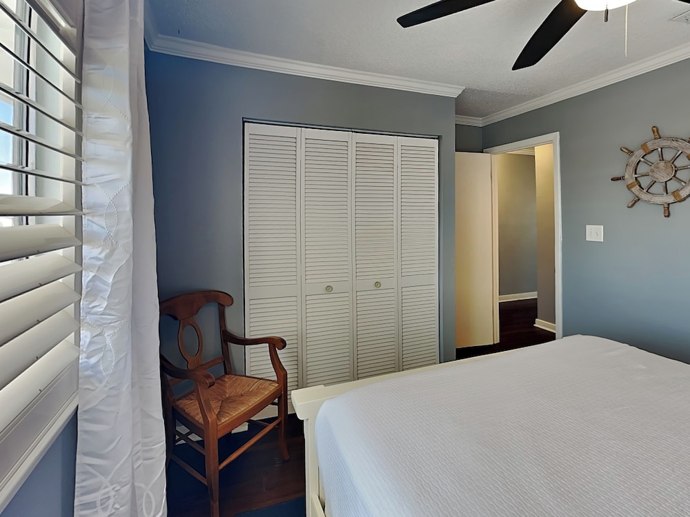 Condo, 1 Queen Bed With Sofa Bed, Balcony, Ocean View