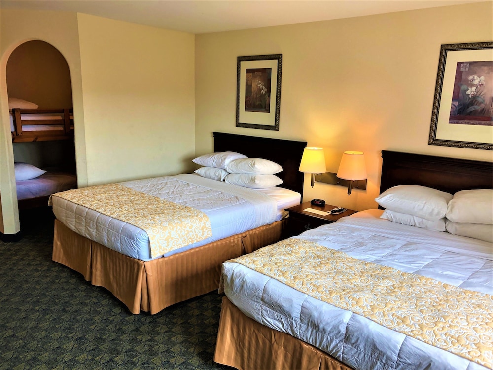 Basic Double or Twin Room photo 1