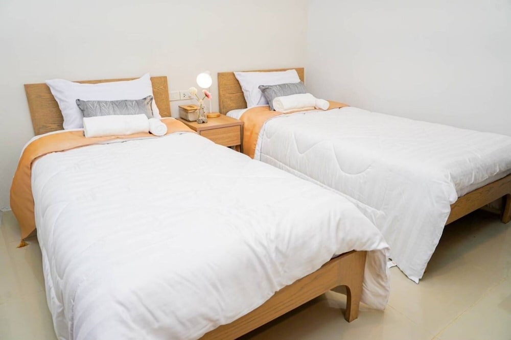 Deluxe Twin Room photo 3