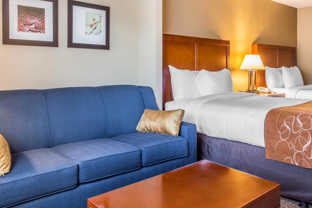 Suite, 2 Double Beds, Accessible, Non Smoking photo 1