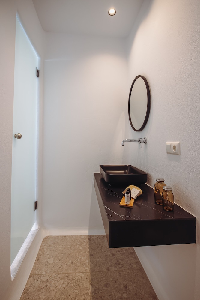 Luxury Villa, 3 Bedrooms photo 2
