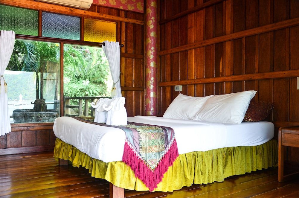 Deluxe Thai Villa Sea View