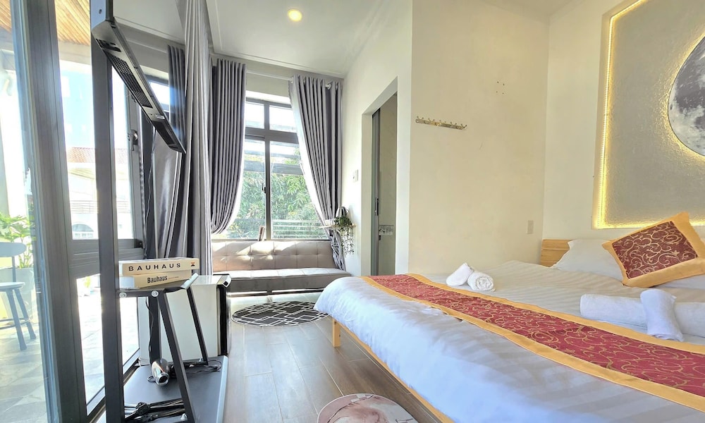 Superior Room, Garden View