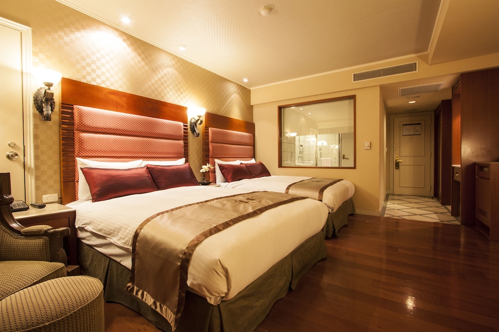 Deluxe Quadruple Room (Non- Refundable ) photo 2