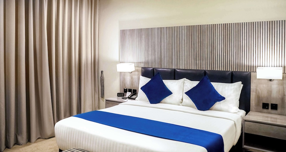 Deluxe Room, 1 King Bed, Non Smoking