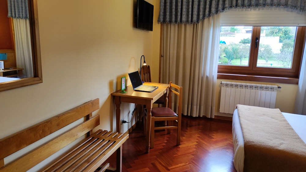 Double Room - Photo 2