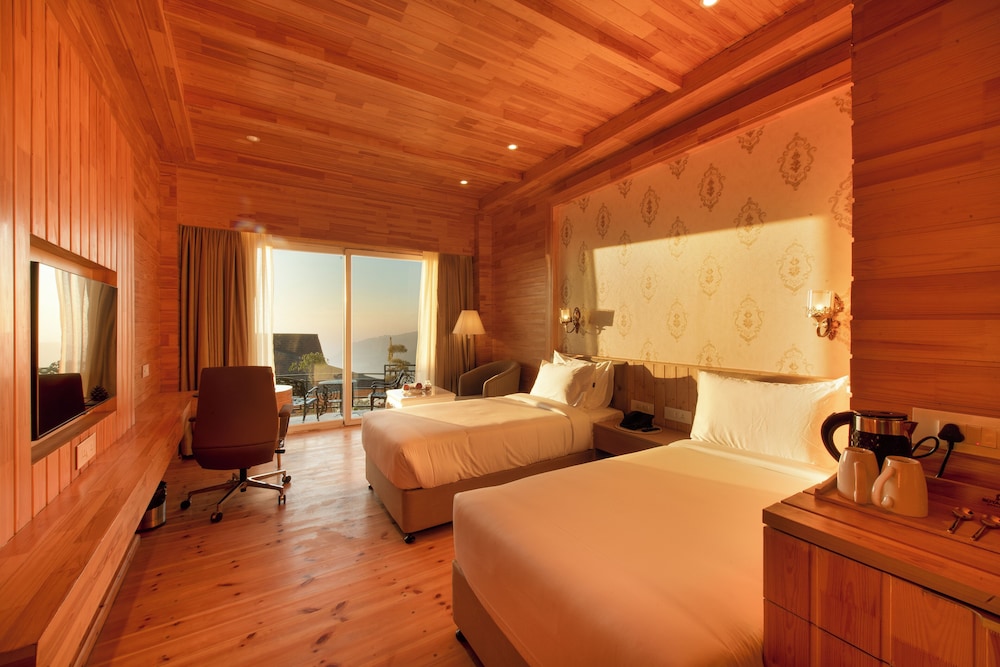Deluxe Twin Room, Non Smoking, Hill View