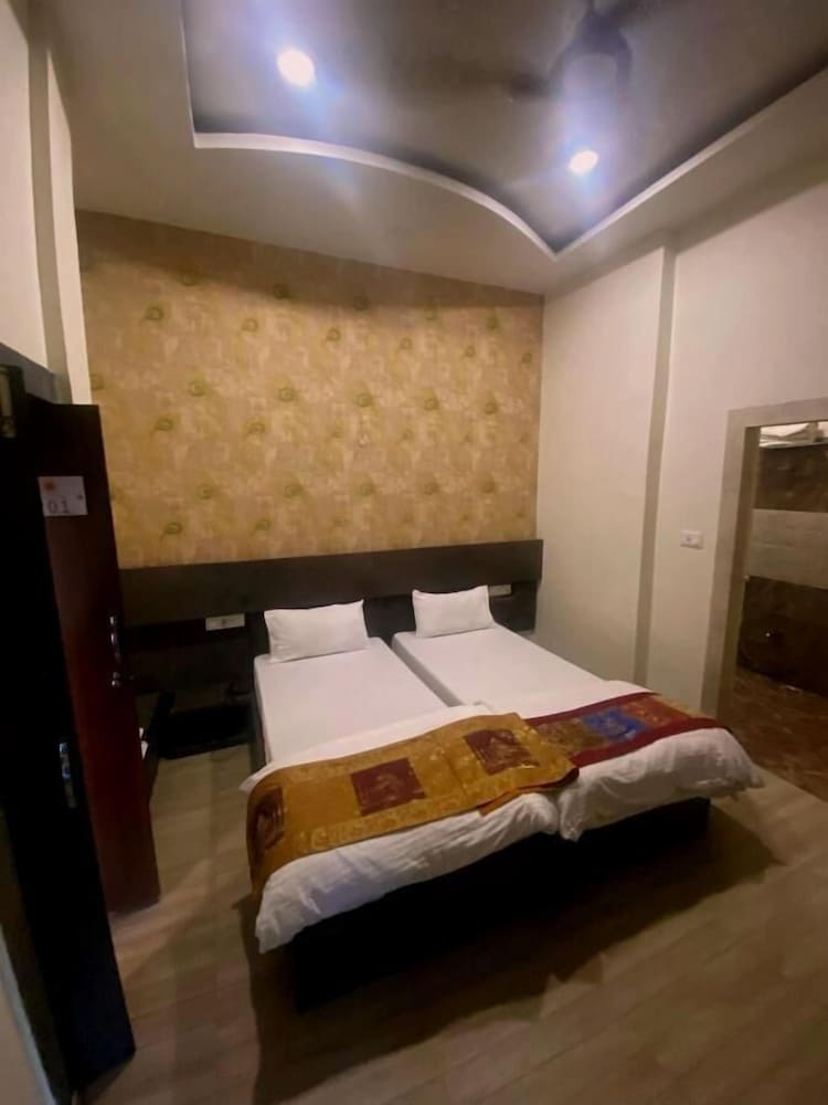 Budget Nomad Room (Non -AC) -(No-River View)