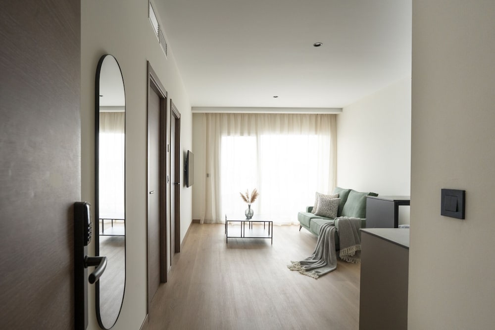 Apartment, 1 Bedroom, Balcony photo 2