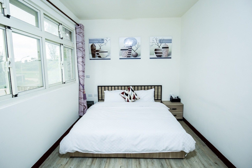 Double Room, Shared Bathroom photo 3