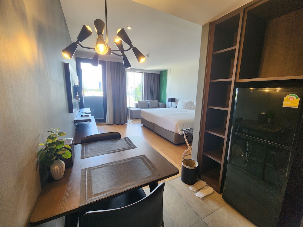 Premier Studio, 1 Double Bed, Kitchenette photo 2