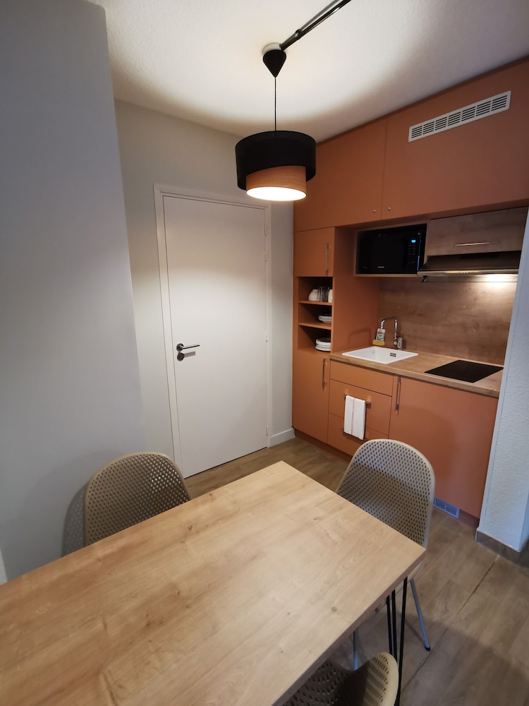 Family Studio - Photo 4