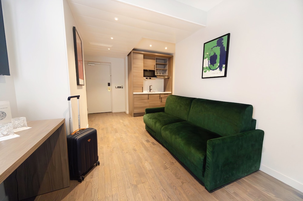 Luxury Apartment, Non Smoking photo 3