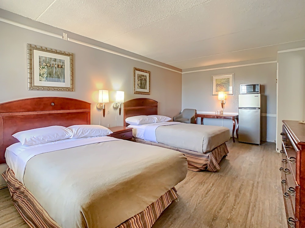 Room, 2 Queen Beds, Non Smoking photo 2