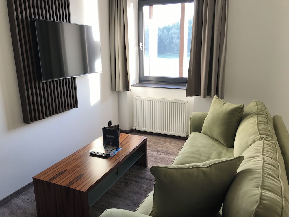 Superior Apartment, 2 Twin Beds photo 3