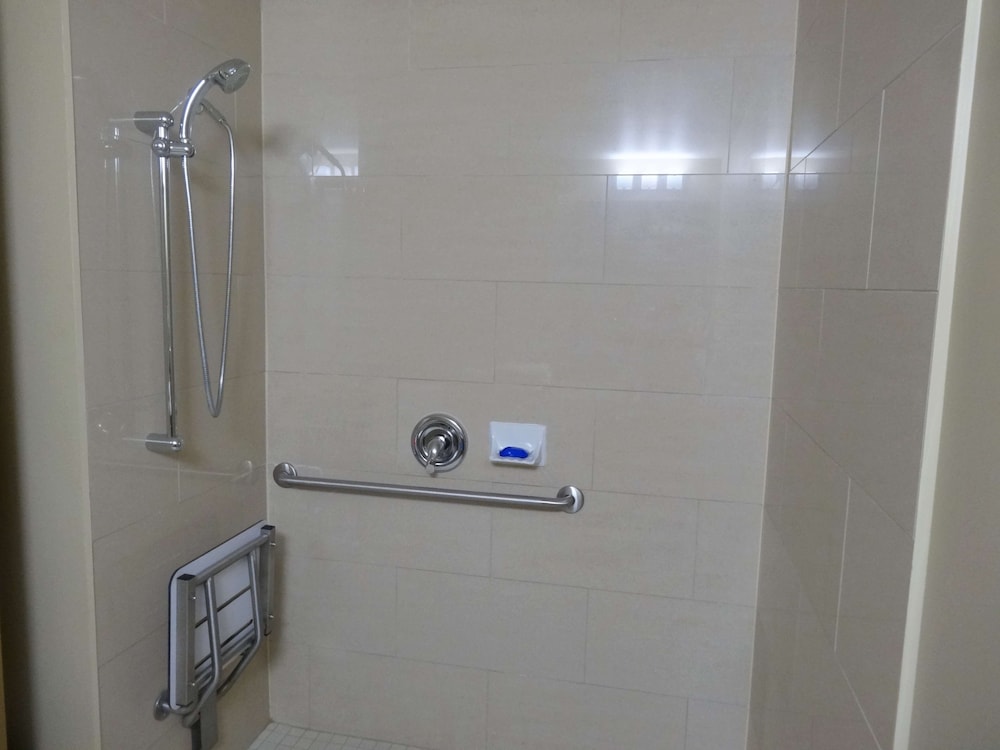 Suite, 2 Queen Beds, Accessible, Refrigerator & Microwave (with Sofabed) - Photo 3