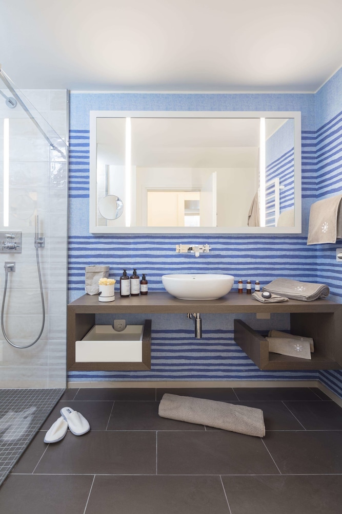 Junior Suite - Photo 8