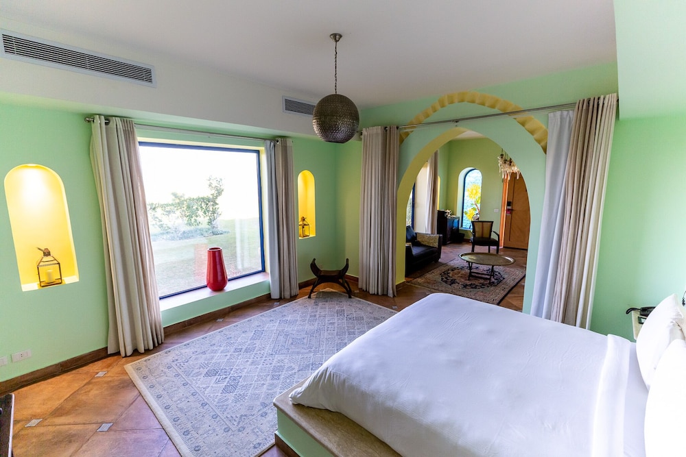 Executive Suite photo 3