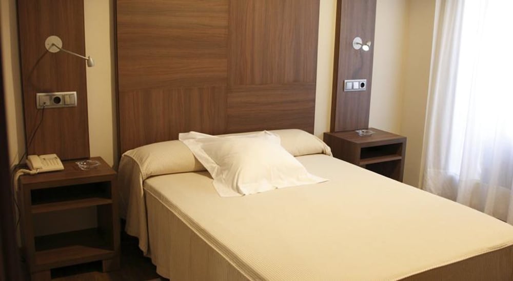 Standard Single Room photo 2