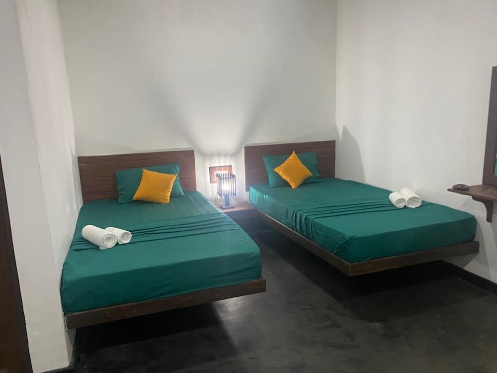 Twin Room, Balcony