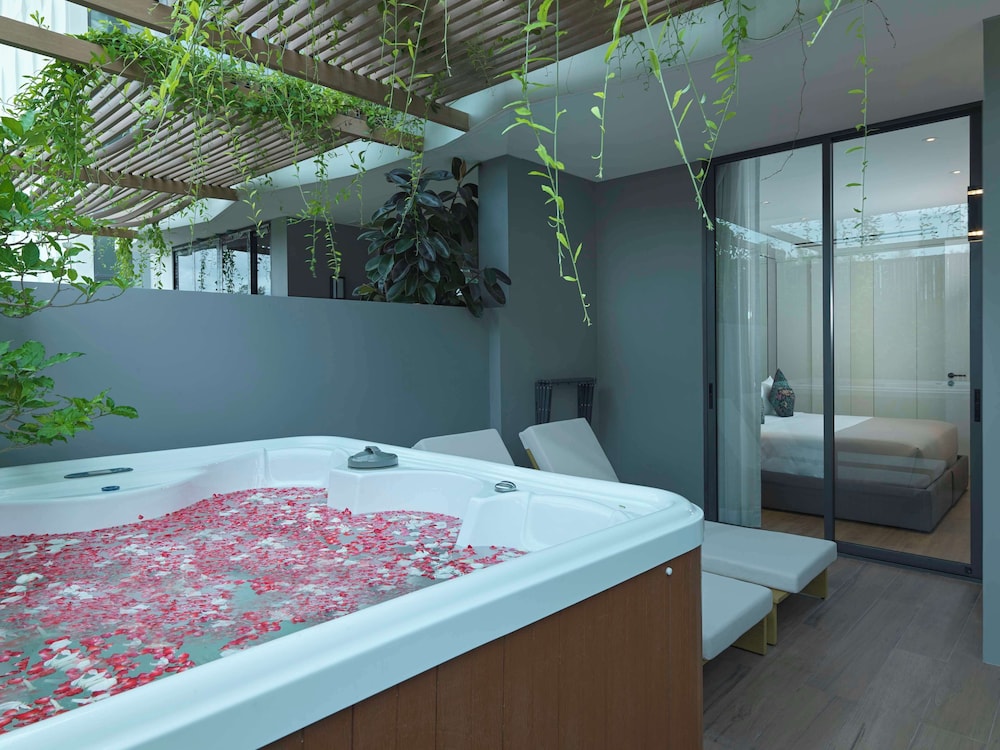 La Green Junior Suite with Jacuzzi - Photo 4