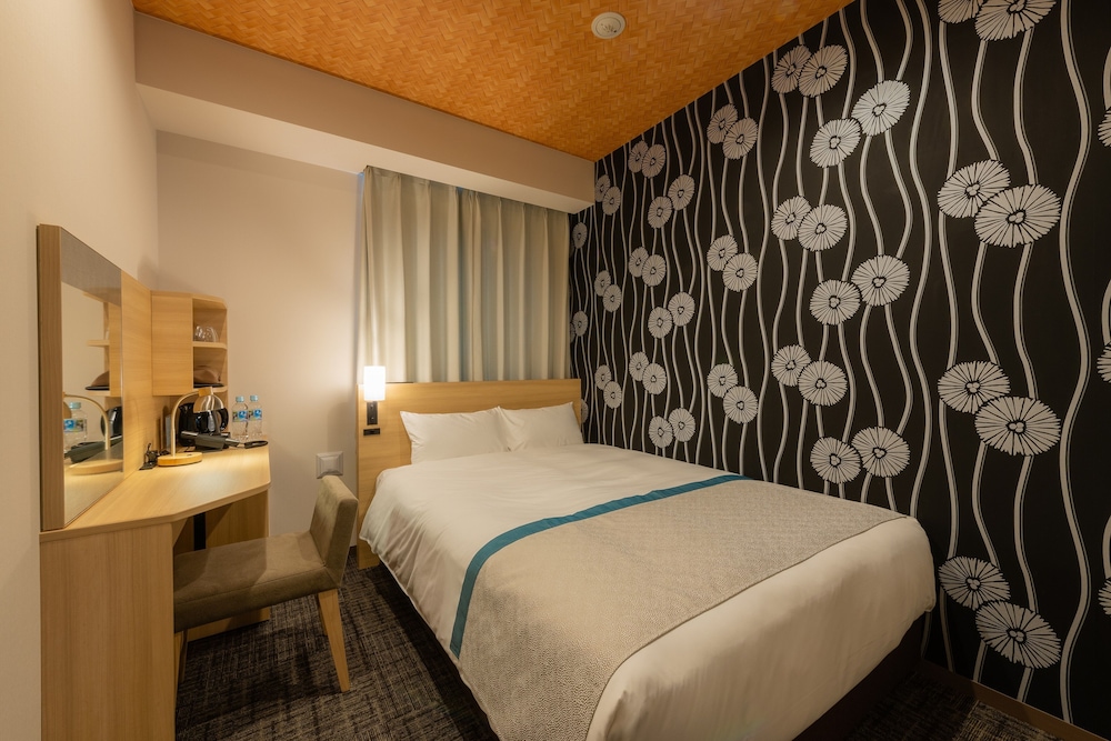 Standard Double Room, Non Smoking, City View photo 3