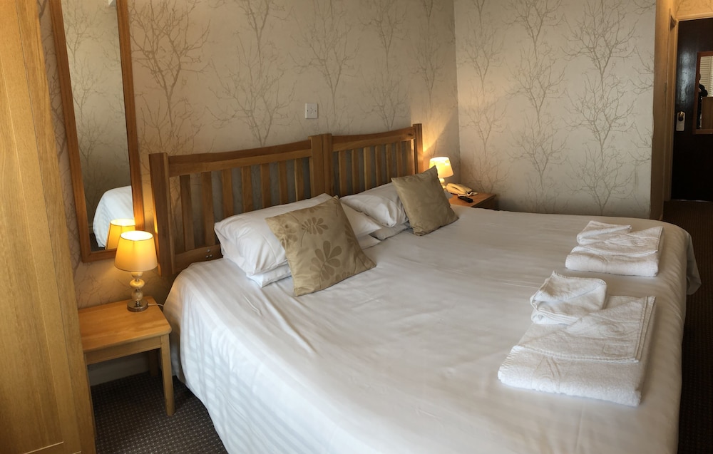 Standard Double Room - Photo 15
