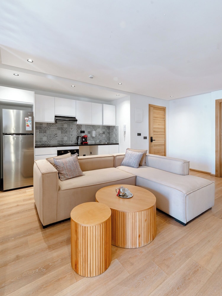 Comfort Studio Suite, City View