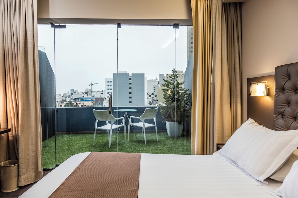 Superior Double Room, 1 Queen Bed, Terrace - Photo 4