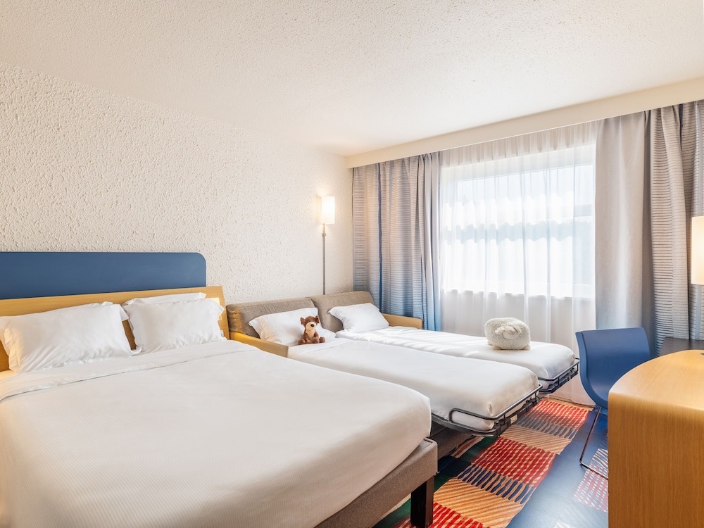 Comfort Room, 1 Queen Bed with Sofa bed, Non Smoking