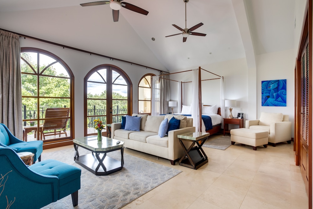 2 Bedroom Royal Suite