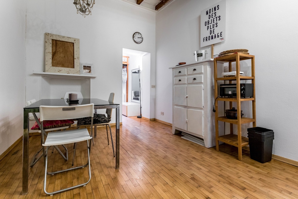 Room (Standard Room) - Photo 8