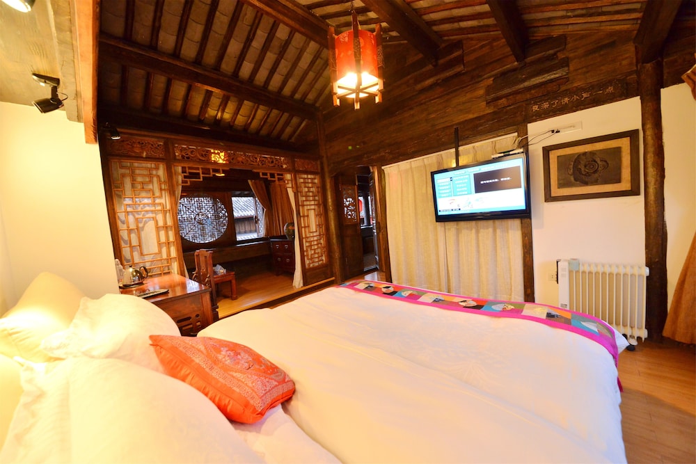 Room, 1 Queen Bed ( 12 )