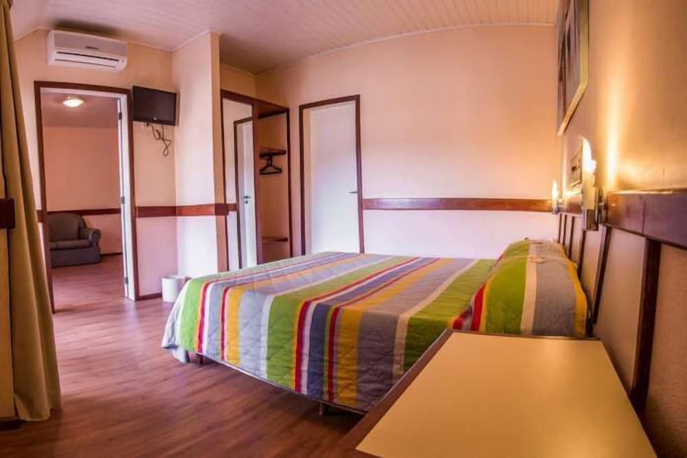 SUITE COM HIDRO photo 1