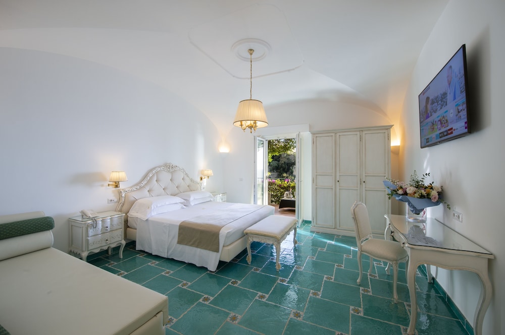 Deluxe Suite, Sea View
