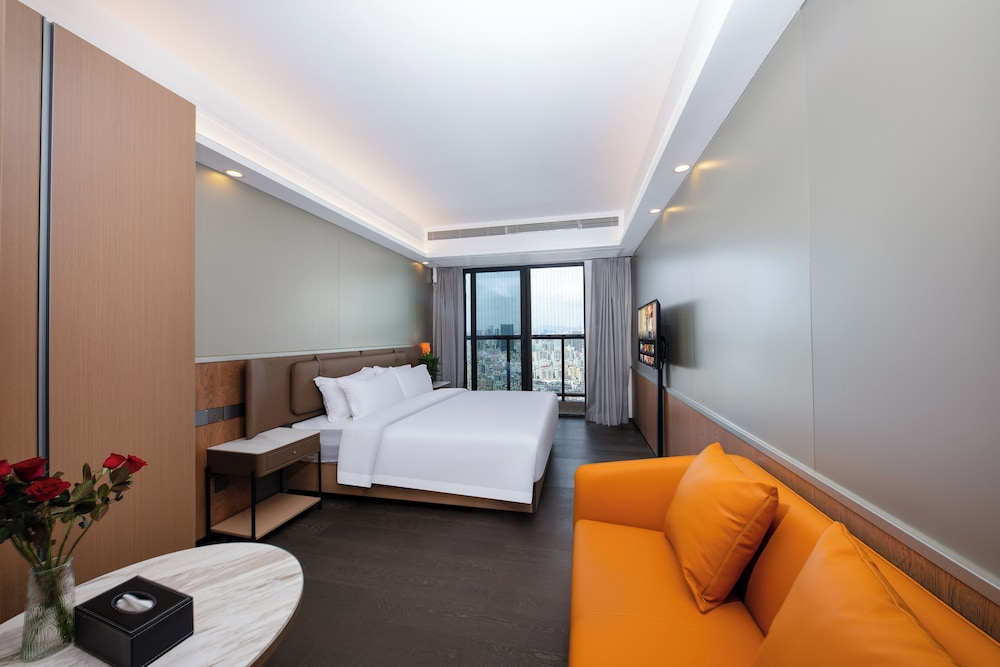 Deluxe City View Super Large Room (Intelligent Customer Control+Refrigerator+Washing Machine)