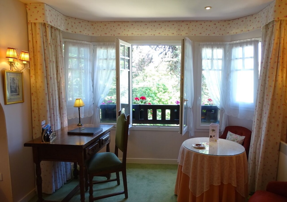 Triple Room, Garden View photo 2